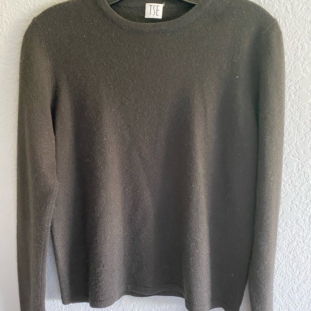 100% cashmere pull over